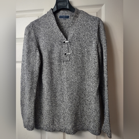 Women's Karen Scott Medium Sized Gray/Black Sweater - Picture 1 of 6